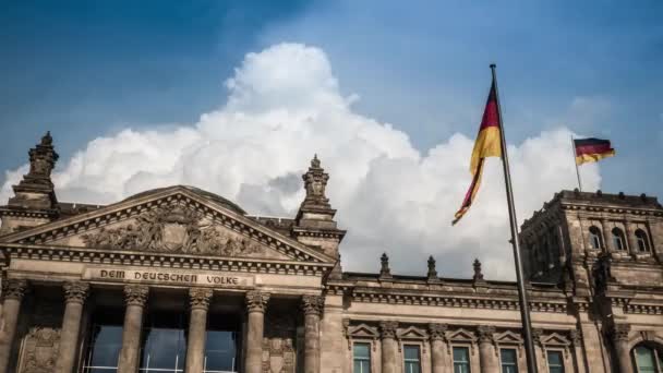 Zaman Atlamalı Closeup Üzerine Reichstag Binası Berlin — Stok video
