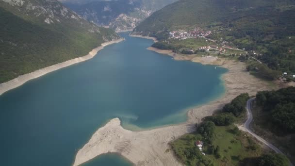 Aeronáutica Pivsko Jezero Pluzine Montenegro Versão Graduada Estabilizada — Vídeo de Stock