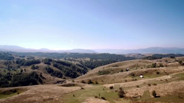 Aerial Gornji Unac Farmlands Μαυροβούνιο Διαβαθμισμένη Και Σταθεροποιημένη Έκδοση Παρακολουθήστε — Αρχείο Βίντεο