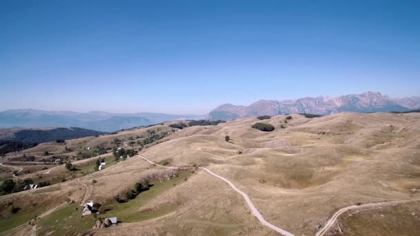 Aerial Gornji Unac Farmlands Montenegro Versão Graduada Estabilizada Assista Também — Vídeo de Stock