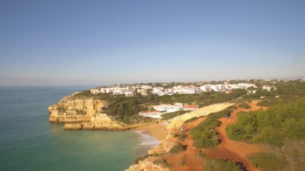 Aerial Praia Corredoura Grottas Praia Benagil Portekiz — Stok video