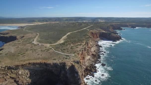 Aerial Steep Cliff Lines Praia Zimbreirinha Portugal — Stock Video