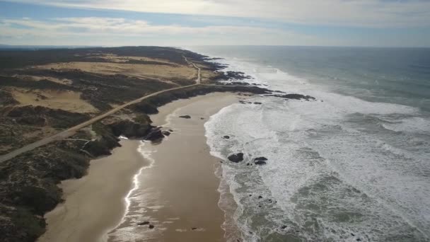 Aérea Vuelo Largo Hermosa Praia Nossa Senhora Portugal — Vídeos de Stock