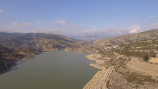 飞越西班牙安达卢西亚的大堡湖 — 图库视频影像
