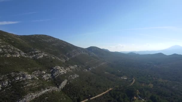 스페인의 산맥을 바라보는 아름다운 — 비디오