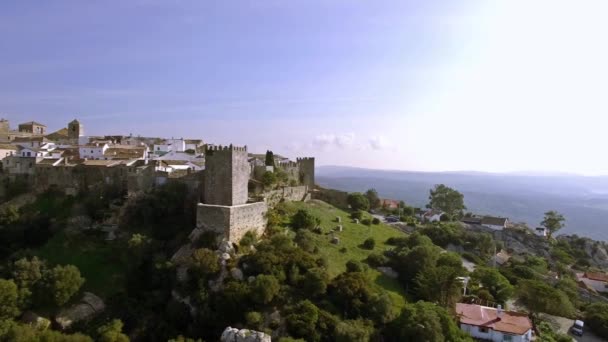 沿着美丽的西班牙安达卢西亚卡斯蒂略城堡飞行 — 图库视频影像