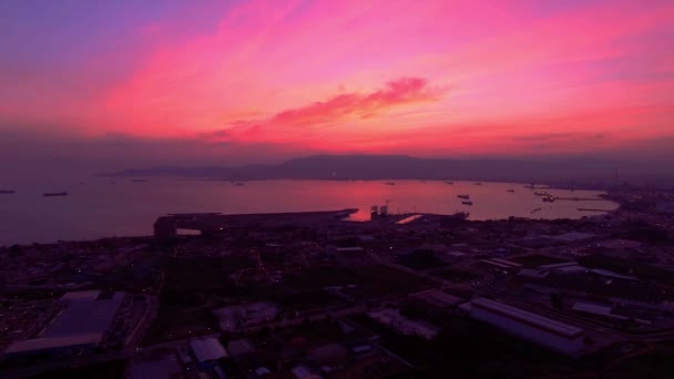 西班牙直布罗陀附近的空中 日落和夜间飞行 — 图库视频影像
