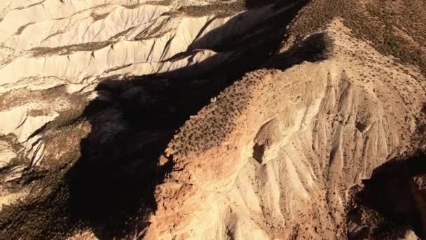 スペイン シエラ アラハミラ砂漠の美しい空中ビュー — ストック動画