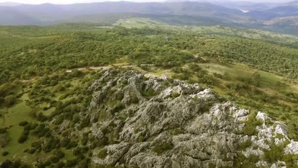 Aérea Vuelo Largo Una Cordillera Parque Natural Sierra Grazalema Andalucía — Vídeo de stock