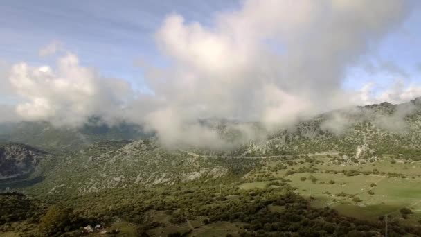 Flight Andalusian Village Surrounded Massive Mountains Spain — Stock Video
