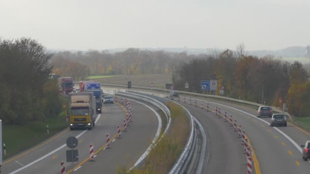 Tráfico Autopista Alemana Coches Camiones — Vídeos de Stock