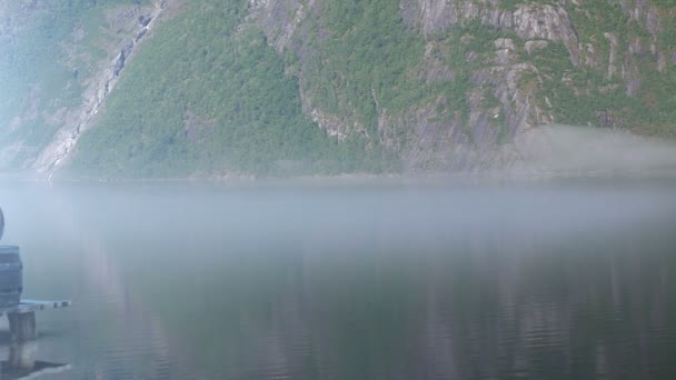 Viking Longboat Μια Προβλήτα Στη Νορβηγία — Αρχείο Βίντεο