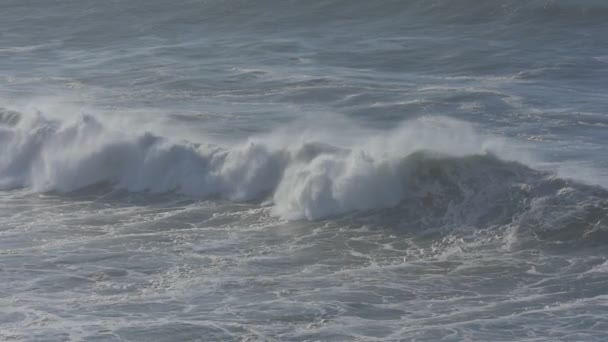 Τεράστια Κύματα Στις Πορτογαλικές Ακτές Αργή Κίνηση — Αρχείο Βίντεο