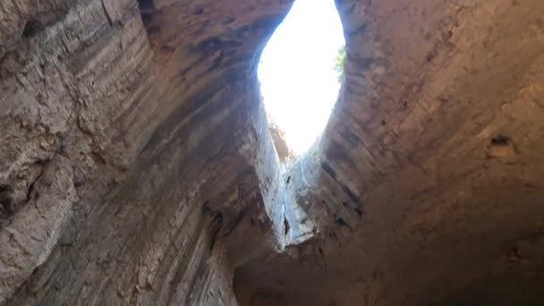 Bela Vista Caverna Devetashka Bulgária — Vídeo de Stock