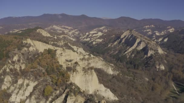 Bela Vista Aérea Melnik Rock Pyramids Bulgária — Vídeo de Stock