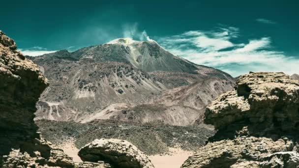 Sulfur Spouting Putana Volcano Chile — Stock Video