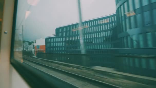 坐火车从巴黎到法国凡尔赛 — 图库视频影像