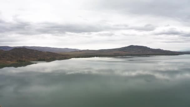 Aerial Dalis Mta Reservoir Geórgia — Vídeo de Stock
