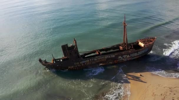 Повітря Узбережжя Біля Корабельної Аварії Дімітріос Пелопоннес Греція — стокове відео