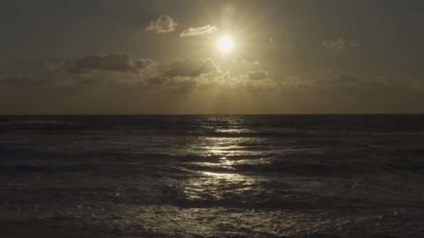 Παραλία Καρτέλα Στο Ηλιοβασίλεμα Πελοπόννησος Ελλάδα — Αρχείο Βίντεο