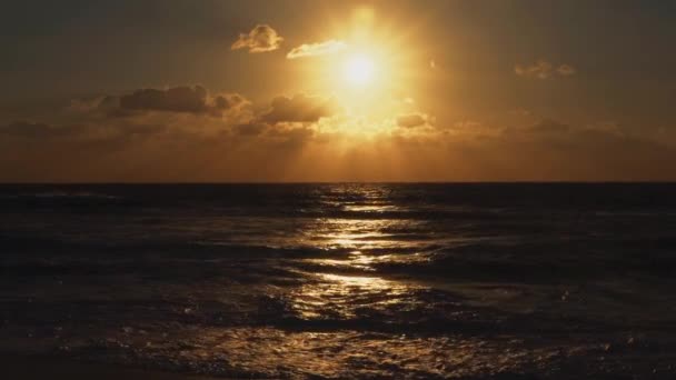 Παραλία Καρτέλα Στο Ηλιοβασίλεμα Πελοπόννησος Ελλάδα — Αρχείο Βίντεο