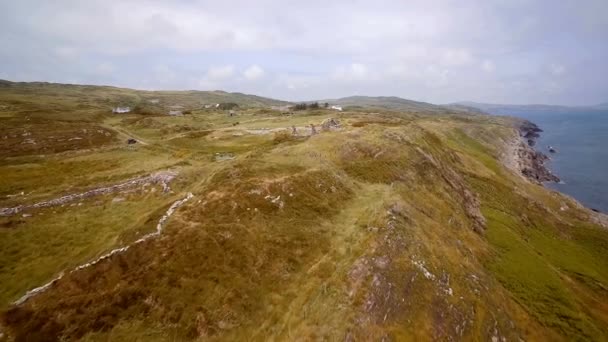Aerial Footage Irish Cliffs County Cork Ireland — Stockvideo