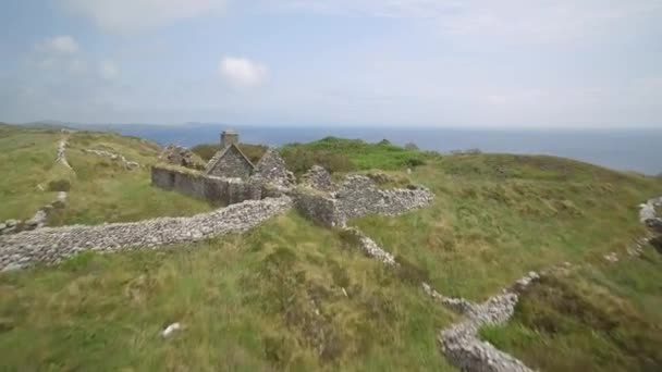 Aerial Footage Irish Cliffs County Cork Ireland — Stock Video