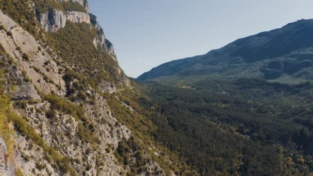 Vista Aérea Del Dron Las Montañas San Lorenzo Banale Italia — Vídeo de stock