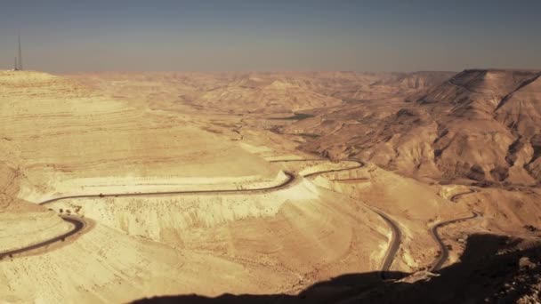 约旦喀拉克山的空中山地景观 — 图库视频影像