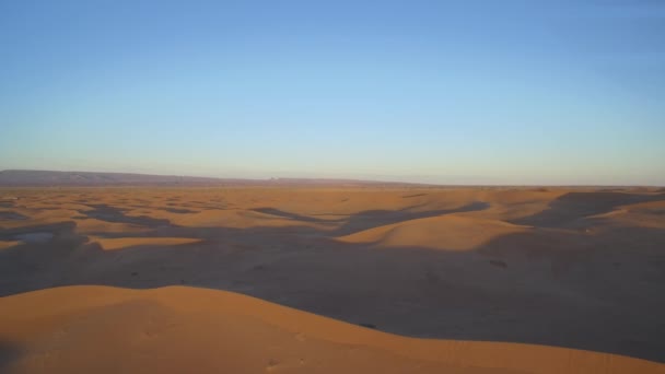 Антена Сахара Захід Сонця Ерг Chegaga Марокко — стокове відео