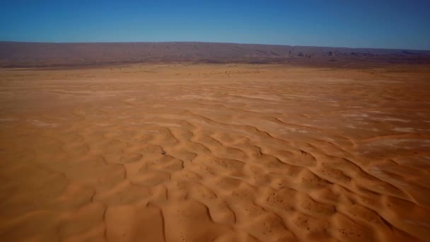 Aerial View Drone Flying Sahara Dunes Erg Chigaga Morocco — 비디오