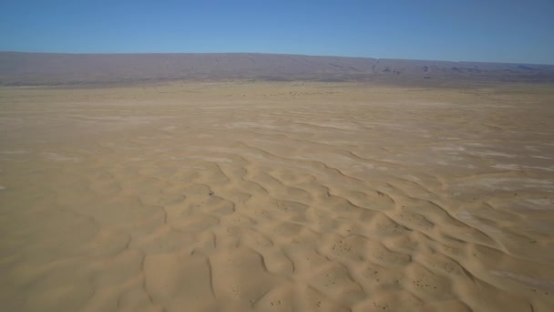 Aerial View Drone Flying Sahara Dunes Erg Chigaga Morocco — стокове відео