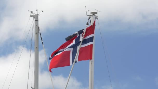 ノルウェーの国旗 グラデーションされ安定化されたバージョン ネイティブ素材 カメラから直接 触れない 安定したバージョンもご覧ください — ストック動画