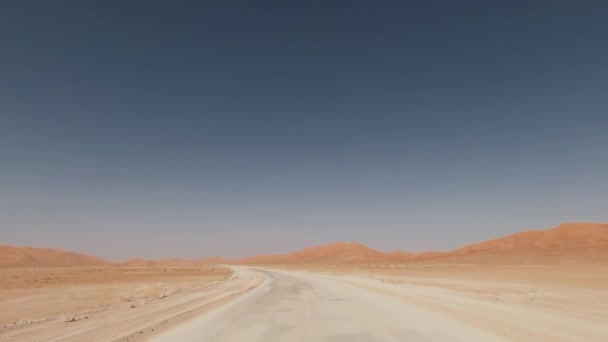사막으로 — 비디오