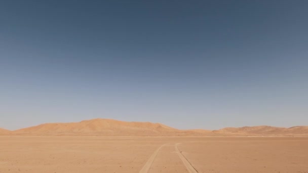 驶入阿曼的Rub Chali沙漠 — 图库视频影像