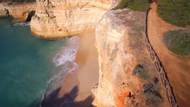Antenne Praia Corredoura Grotten Praia Benagil Portugal — Stockvideo