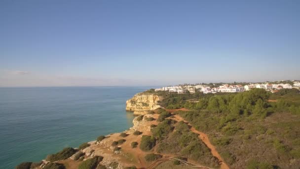 Aerial Praia Corredoura Grottas Praia Benagil Португалія — стокове відео