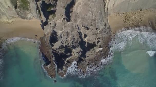 Повітряні Круті Скелі Лінію Фару Португалія — стокове відео