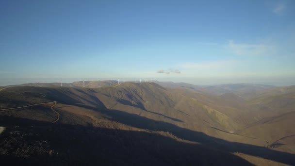 Antenne Vlucht Prachtige Bergachtige Fujaco Zonsondergang Portugal — Stockvideo