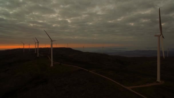 Antenne Vliegen Een Elektriciteitscentrale Bij Zonsondergang Portugal — Stockvideo