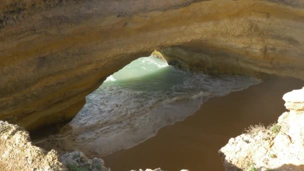 Cuevas Faro Ponta Piedade Lagos Portugal — Vídeo de stock