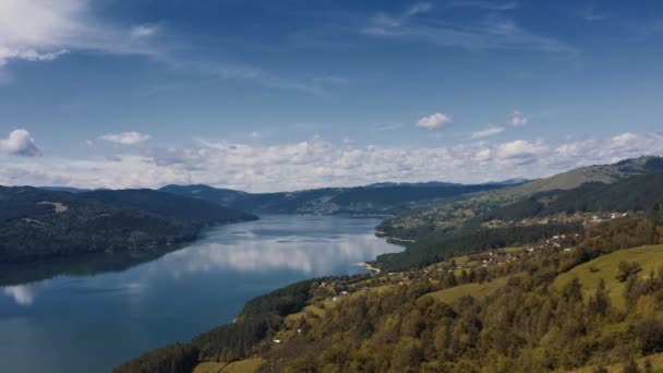 Aerial Lake Vidraru Transfagarasan Romania — стоковое видео