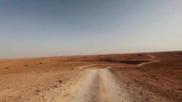世界の果てまで運転 サウジアラビア — ストック動画