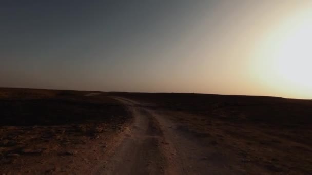 推动走向世界的边缘 沙特阿拉伯 — 图库视频影像