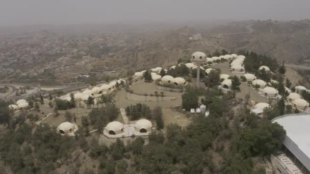 Aerial Sphered Apartment Resort Saudi Arabia — Stockvideo