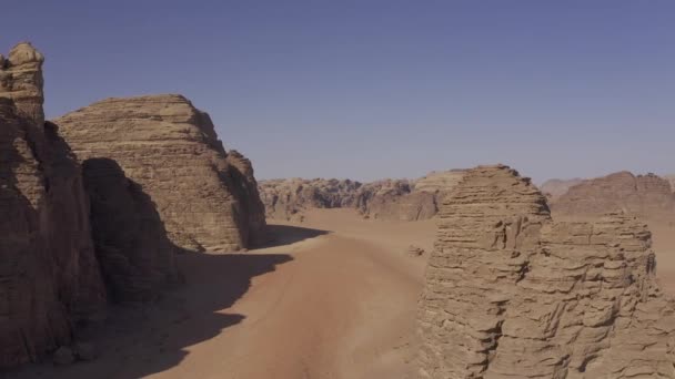 沙特阿拉伯 伊斯玛沙漠 美丽的空中景观 — 图库视频影像