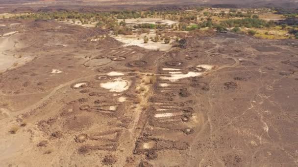 Αεροφωτογραφία Του Αρχαίου Πέτρινου Νεκροταφείου Σαουδική Αραβία — Αρχείο Βίντεο