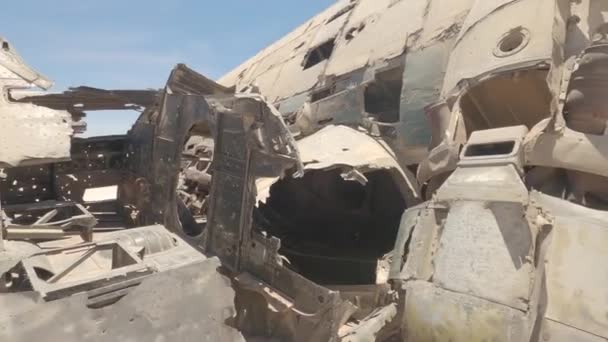 Suudi Arabistan Daki Catalina Deniz Uçağı Enkazı Nda Dolaşın — Stok video