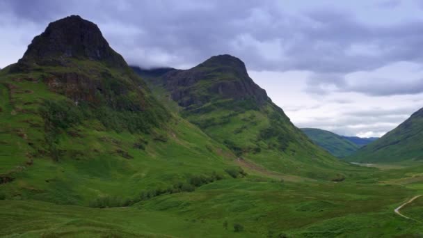 Vacker Utsikt Över Glen Etive Mountains Skottland — Stockvideo