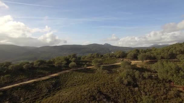 エアリアル 山に近いフライトと山脈に沿って アンダルシア スペイン — ストック動画